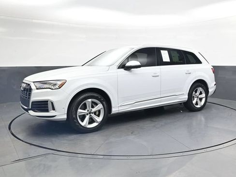 Used 2023 Audi Q7 3.0T Premium w/ Convenience Package AWD/4WD image 9