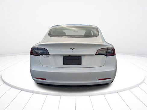 Used 2018 Tesla Model 3 Long Range image 10