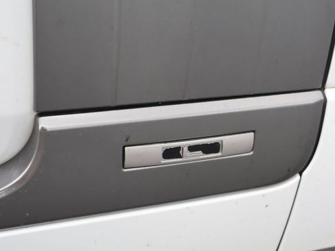 Used 2021 Land Rover Range Rover P525 Westminster Edition LWB AWD/4WD image 9