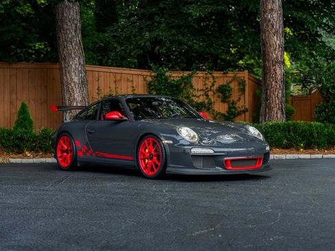Used 2011 Porsche 911 GT3 RS RWD image 3