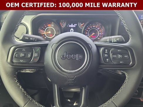 Certified 2025 Jeep Wrangler Sport AWD/4WD image 23