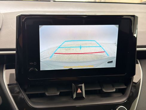 Used 2024 Toyota Corolla LE FWD image 23