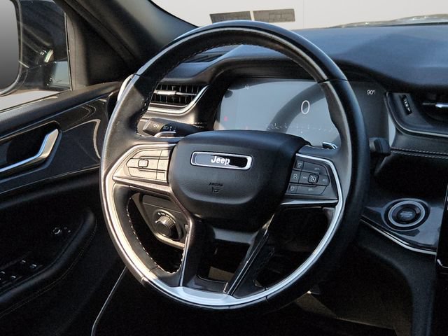 Used 2021 Jeep Grand Cherokee L Laredo AWD/4WD image 19
