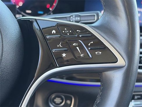 Used 2024 Mercedes-Benz GLS 450 4MATIC image 23