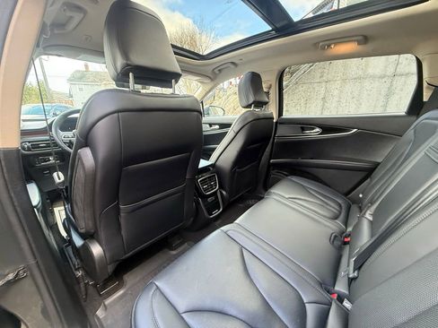 Used 2022 Lincoln Nautilus Reserve w/ Class II Trailer Tow Package AWD/4WD image 31