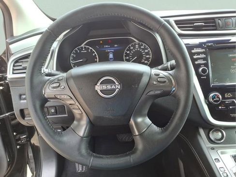 Used 2023 Nissan Murano SV AWD/4WD image 15