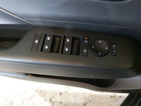 Certified 2026 Hyundai Kona SE FWD image 28