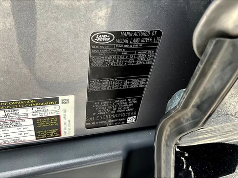 Used 2022 Land Rover Defender 110 X-Dynamic HSE image 34