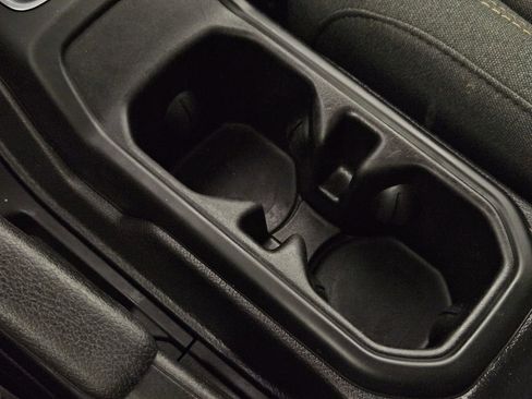 Used 2024 Jeep Wrangler Unlimited w/ Convenience Group image 15