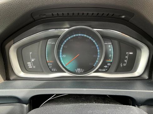 Used 2015 Volvo S60 T5 Platinum image 19