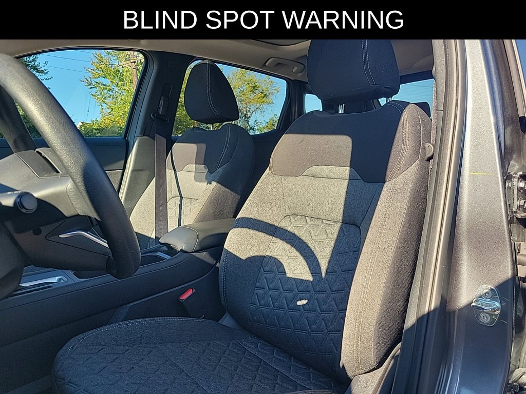 Used 2026 Nissan Kicks SV w/ SV Premium Package AWD/4WD image 19