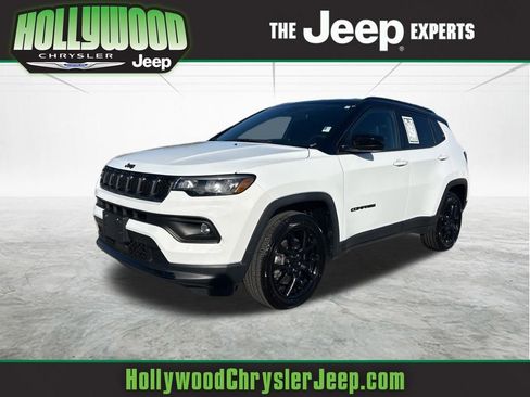 Certified 2023 Jeep Compass Altitude w/ Convenience Group image 1