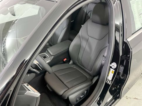 New 2026 BMW 330i xDrive Sedan w/ Convenience Package AWD/4WD image 19