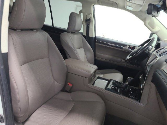 Used 2020 Lexus GX 460 Premium w/ Premium Package AWD/4WD image 13