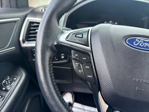 Used 2024 Ford Edge SEL w/ Sport Appearance Package AWD/4WD image 39