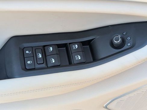 New 2026 Jeep Grand Cherokee Limited RWD image 11