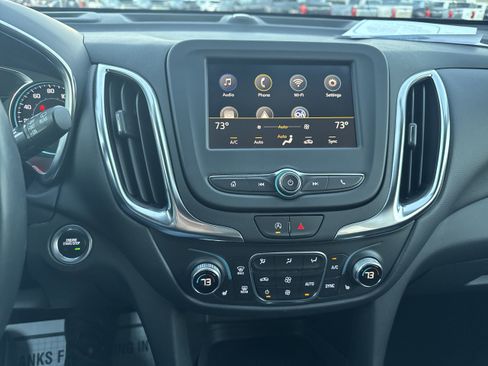 Used 2022 Chevrolet Equinox LT image 18