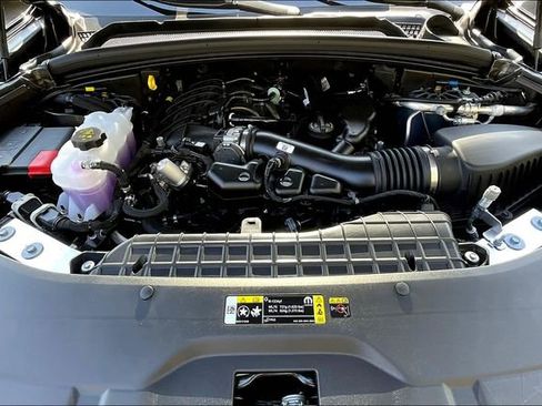 New 2025 Jeep Grand Cherokee Overland image 12