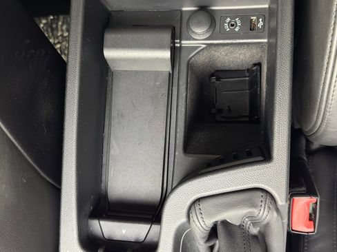 Used 2011 BMW M3 Convertible image 29