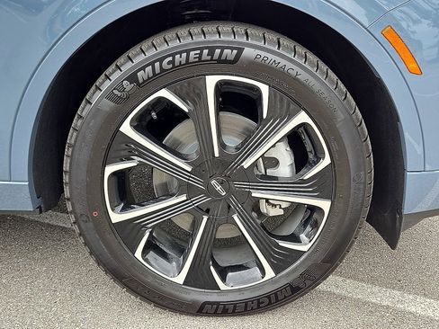 New 2026 Lincoln Nautilus Reserve image 7