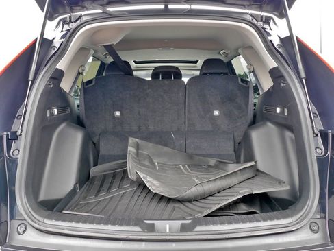 Used 2025 Honda CR-V EX image 17
