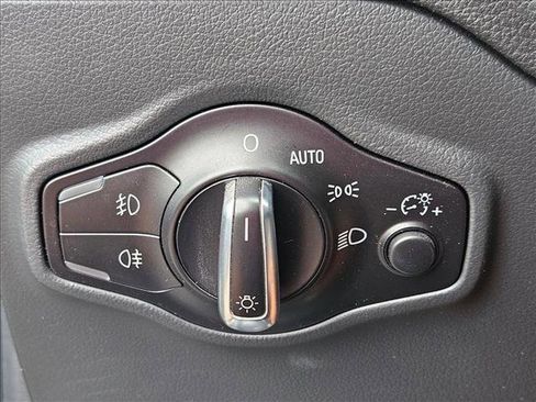 Used 2016 Audi Q5 TDI Premium Plus w/ Technology Package image 12