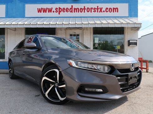 Used 2019 Honda Accord Sport image 2