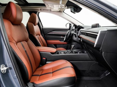 Used 2023 MAZDA CX-50 Meridian Edition w/ Weather Package image 23