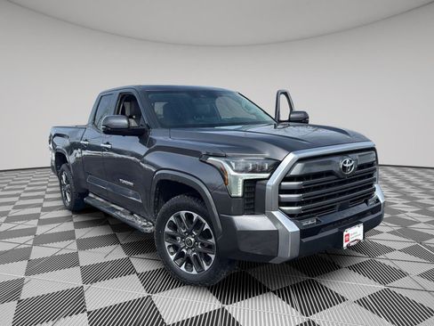 Used 2022 Toyota Tundra Limited image 1