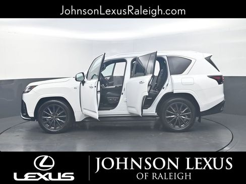 Used 2024 Lexus LX 600 F Sport image 28