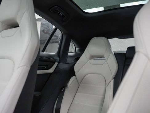 Used 2026 Porsche Panamera 4 AWD/4WD image 34