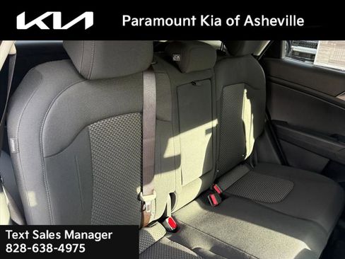 New 2026 Kia Sportage LX image 21