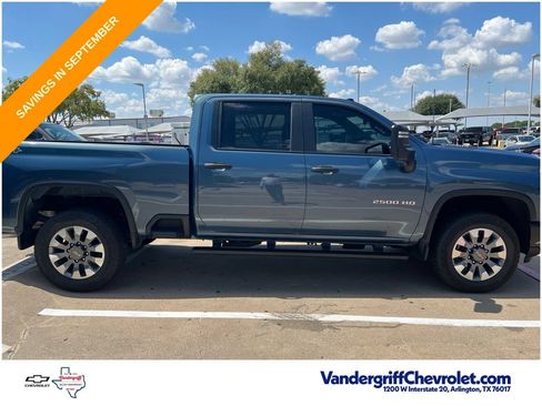 Used 2025 Chevrolet Silverado 2500 Custom w/ Custom Value Package AWD/4WD image 11