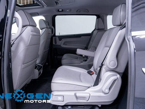 Used 2022 Honda Odyssey Elite image 39