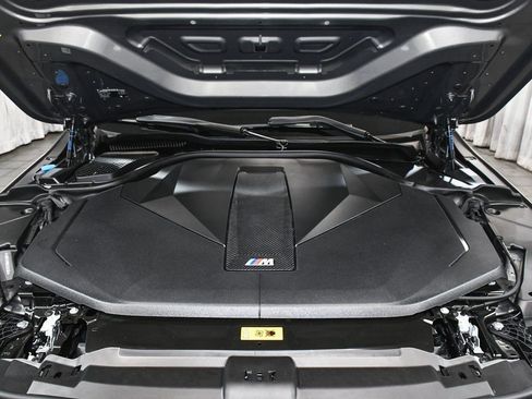 Used 2025 BMW i5 M60 w/ Executive Package image 81