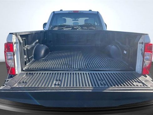Certified 2020 Ford F250 XL w/ Power Equipment Group image 17