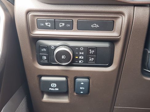 Used 2024 Ford F150 King Ranch AWD/4WD image 23