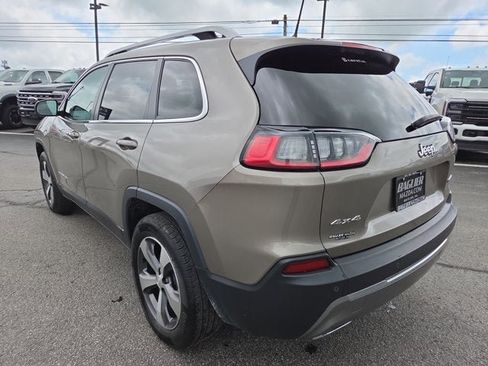 Used 2021 Jeep Cherokee Limited AWD/4WD image 4