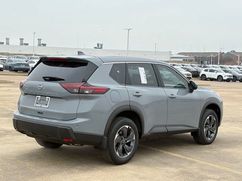 New 2026 Nissan Rogue SV image 6