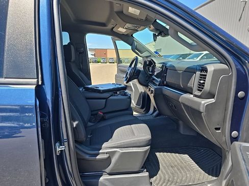 Used 2022 Chevrolet Silverado 1500 LT AWD/4WD image 16