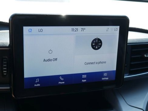 Used 2024 Ford Explorer XLT w/ Equipment Group 202A AWD/4WD image 20