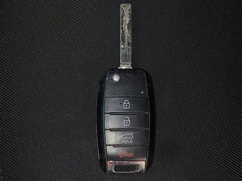 Used 2019 Kia Soul + image 32