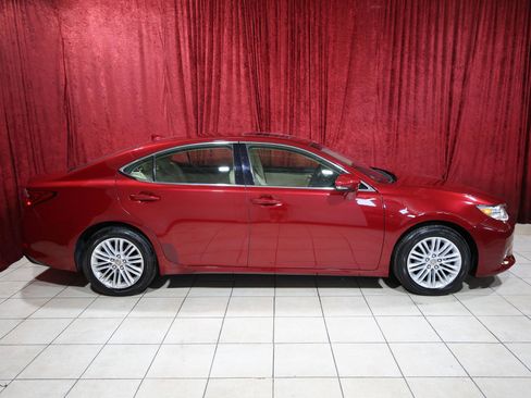 Used 2015 Lexus ES 350 w/ Luxury Package FWD image 8