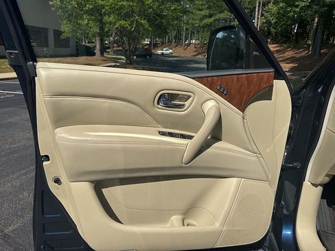Used 2018 INFINITI QX80 4WD w/ Driver Assistance Package image 12