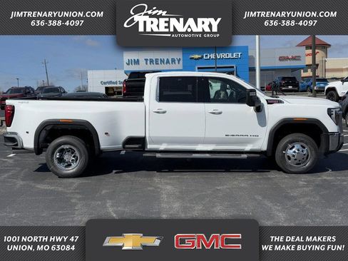 New 2026 GMC Sierra 3500 SLE image 1