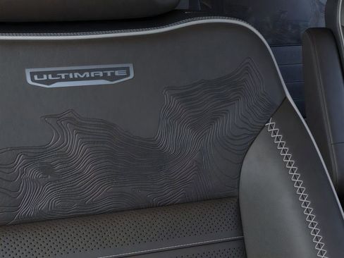 New 2026 GMC Yukon Denali Ultimate w/ LPO, Floor Liner Package AWD/4WD image 22
