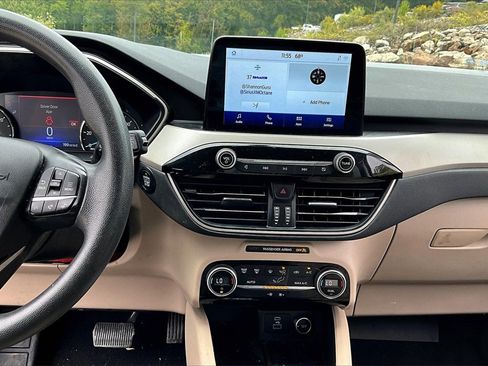 Used 2021 Ford Escape SE image 30