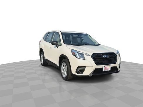 Used 2022 Subaru Forester AWD/4WD image 45