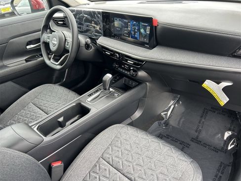 New 2026 Nissan Kicks SV image 8