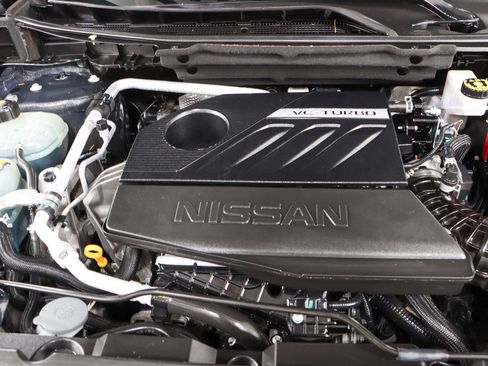 Used 2023 Nissan Rogue SV image 29